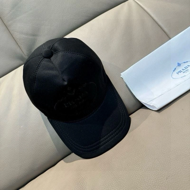 Seasonal Prada Caps 261092