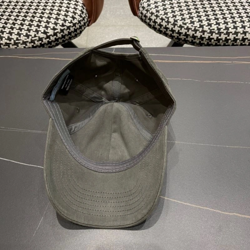 Minimalist Prada Caps 257252
