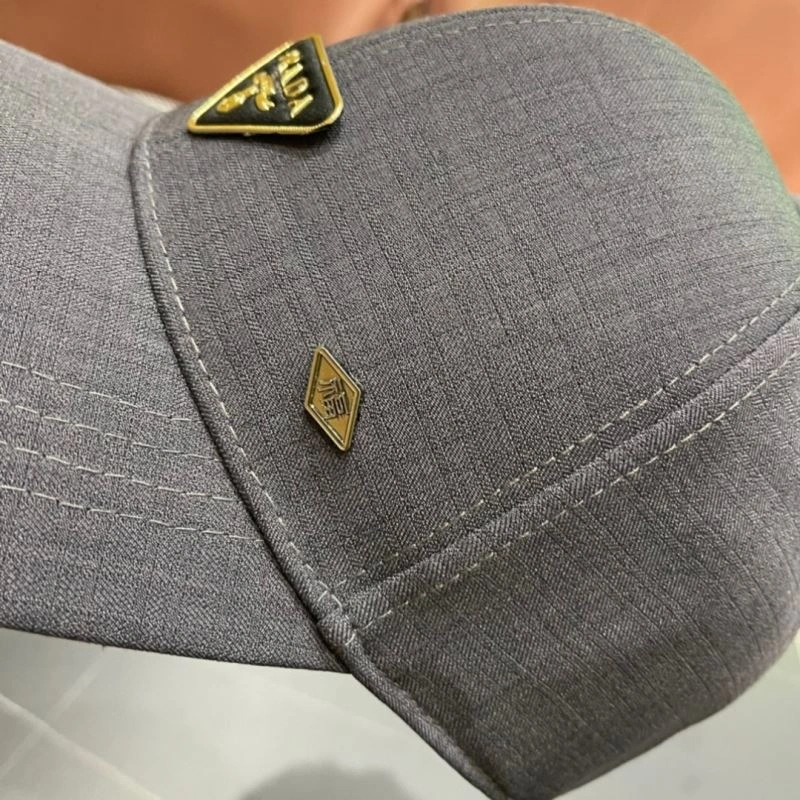Prada Caps SmoothTexture 257251
