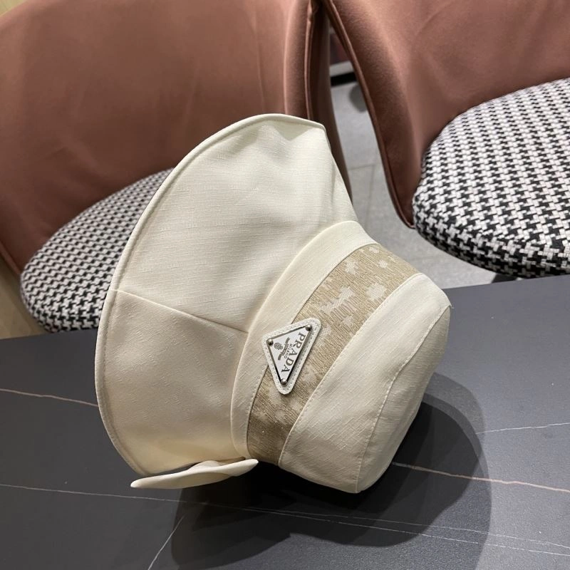 Trendsetting Prada Caps 257223
