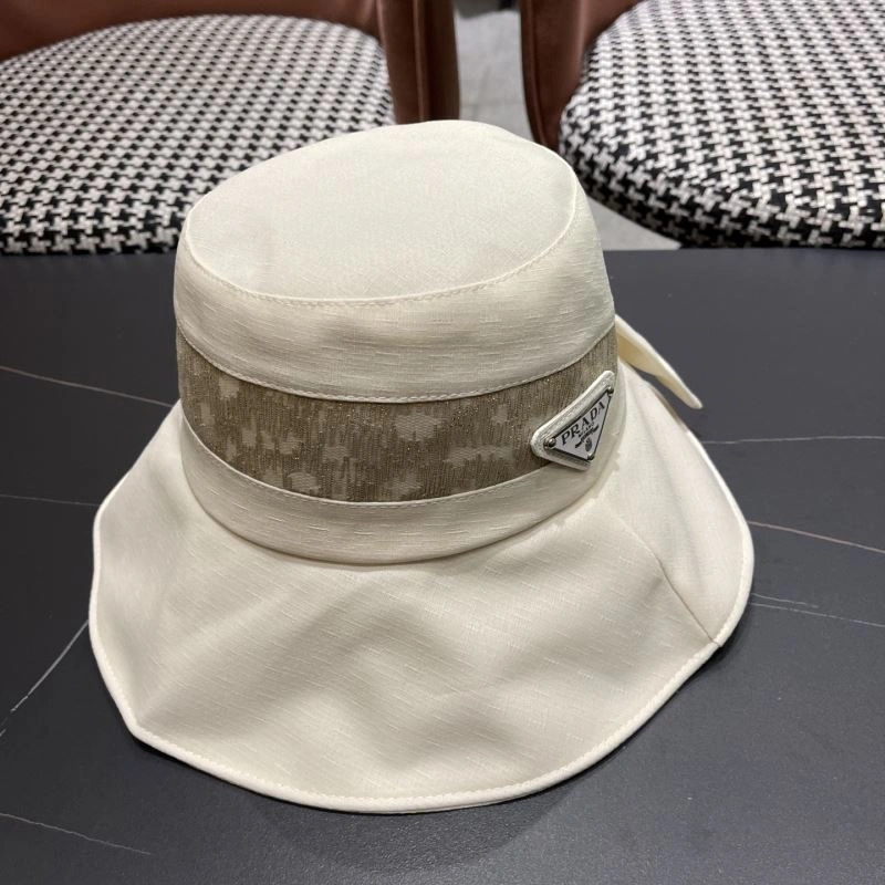 Trendsetting Prada Caps 257223