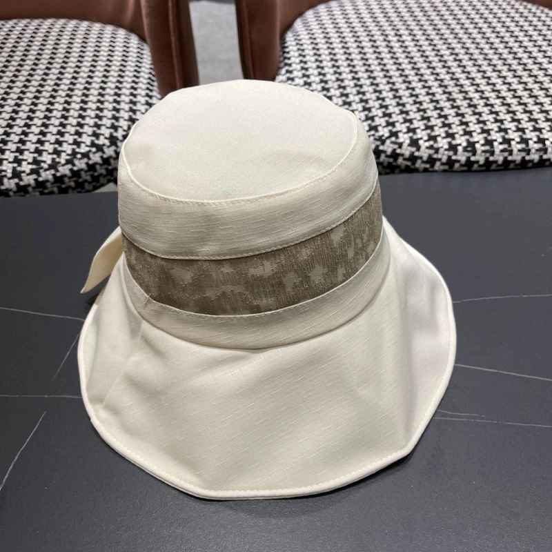 Trendsetting Prada Caps 257223
