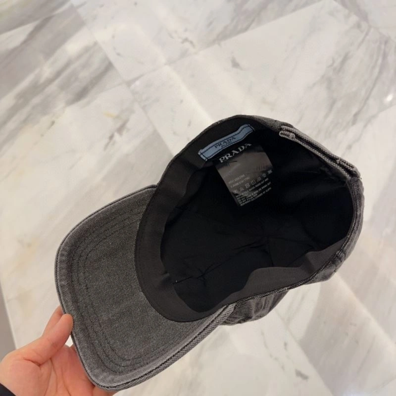 Prada Caps MultiPurpose 257184