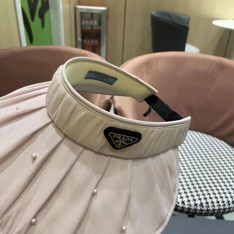 Prada Caps Effortless 257183
