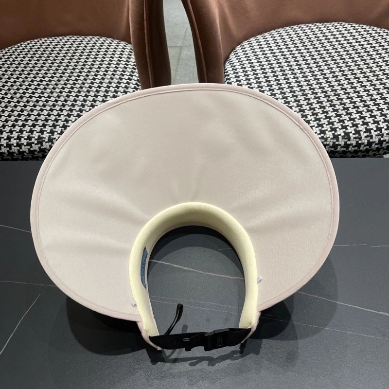 Prada Caps Effortless 257183