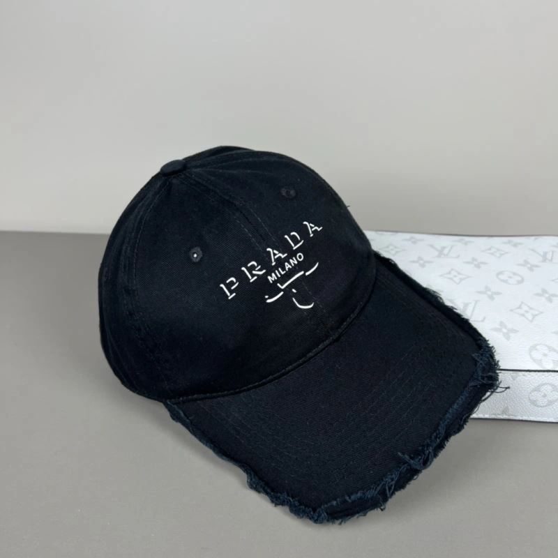 Prada Caps Effortless 257170