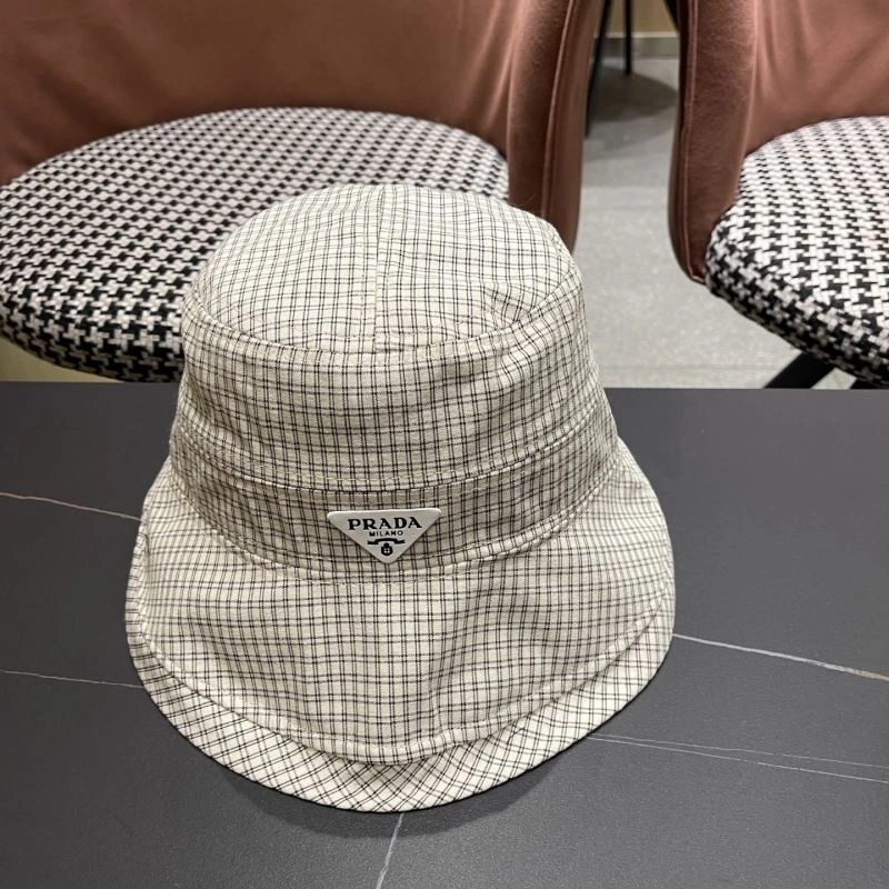 Vibrant Prada Caps 257197