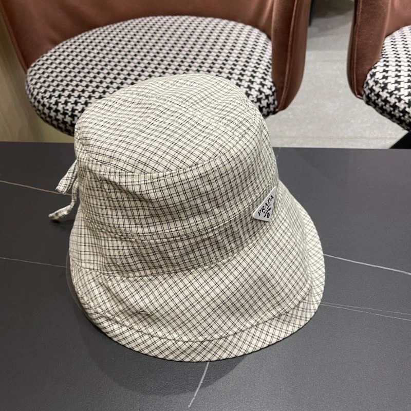 Vibrant Prada Caps 257197