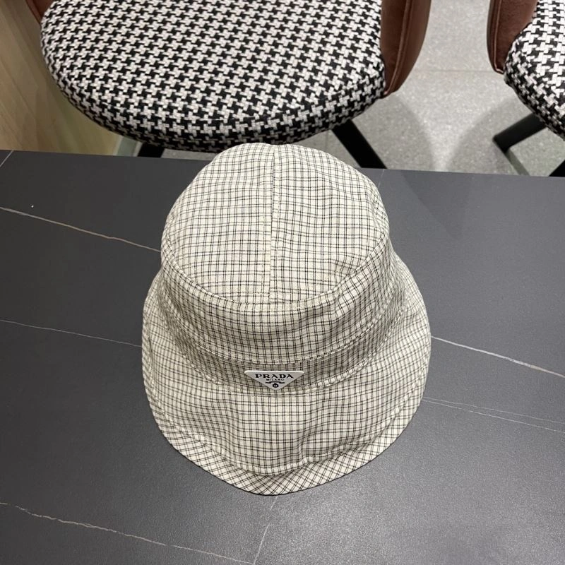 Vibrant Prada Caps 257197
