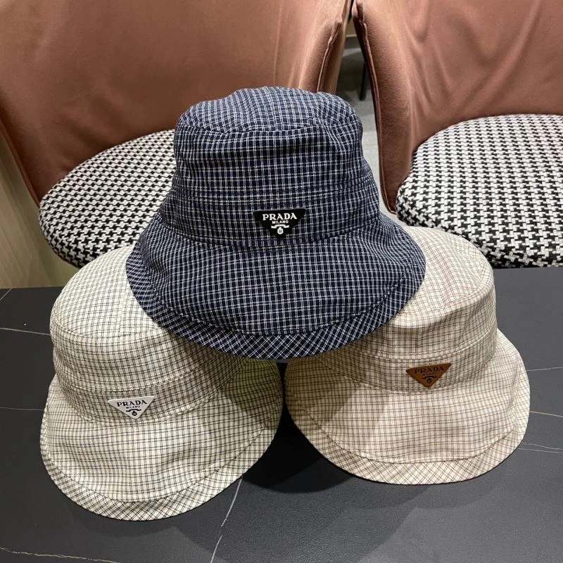 Vibrant Prada Caps 257197