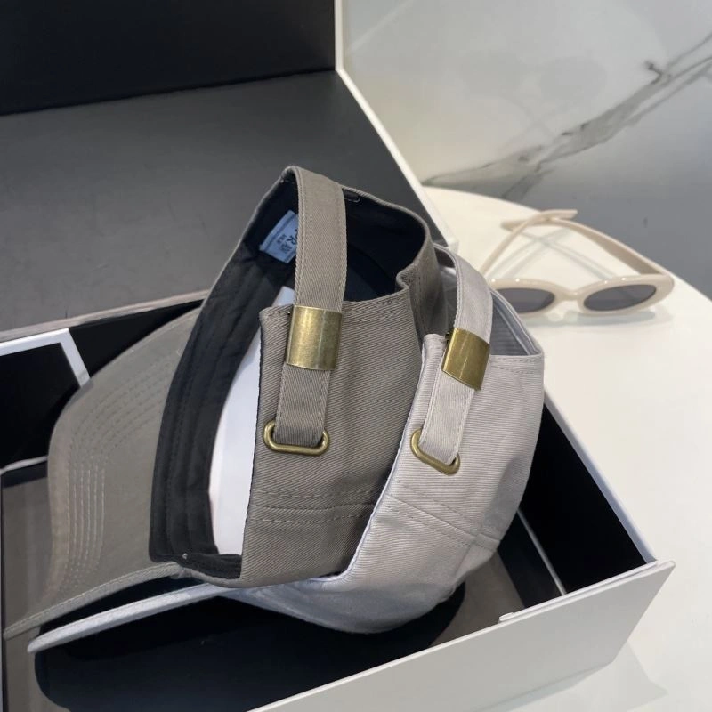 Prada Caps SmoothTexture 257158