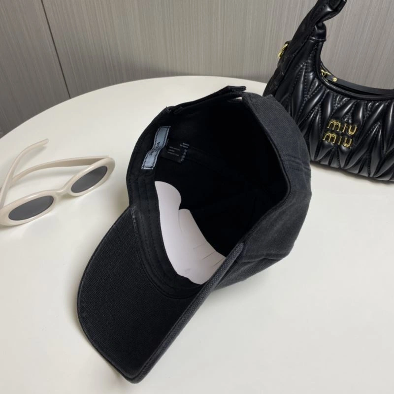 Vibrant Prada Caps 257126