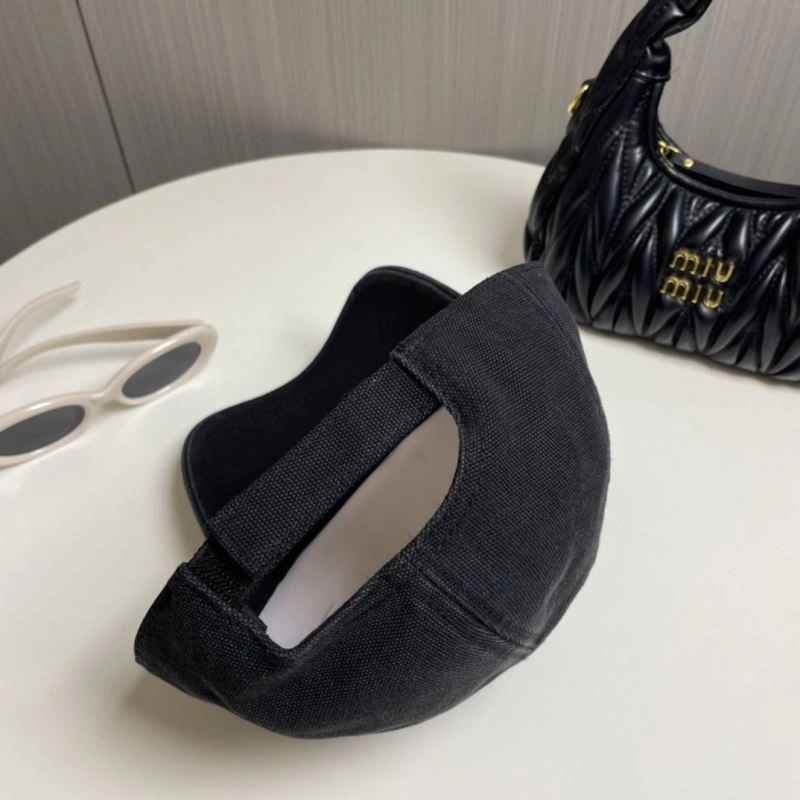 Vibrant Prada Caps 257126