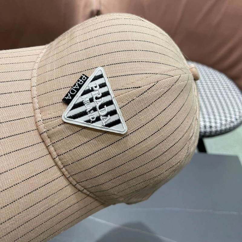Prada Caps Unique 257151