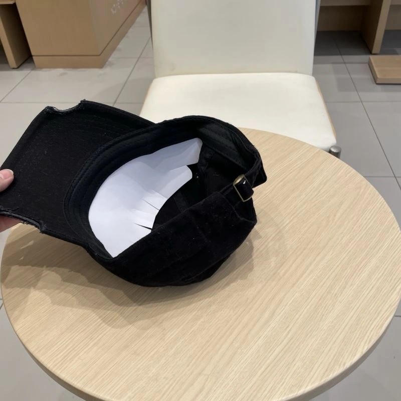 Prada Caps Timeless 257143