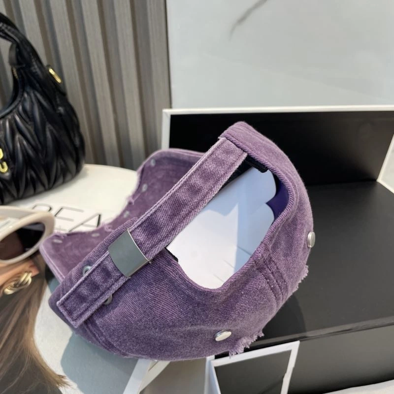 Fashionable Prada Caps 257127