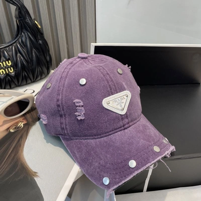 Fashionable Prada Caps 257127