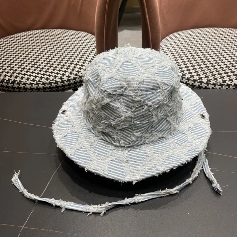 Versatile Prada Caps 257112