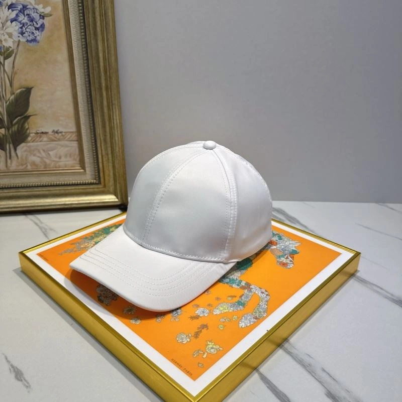 Prada Caps Sleek 257089