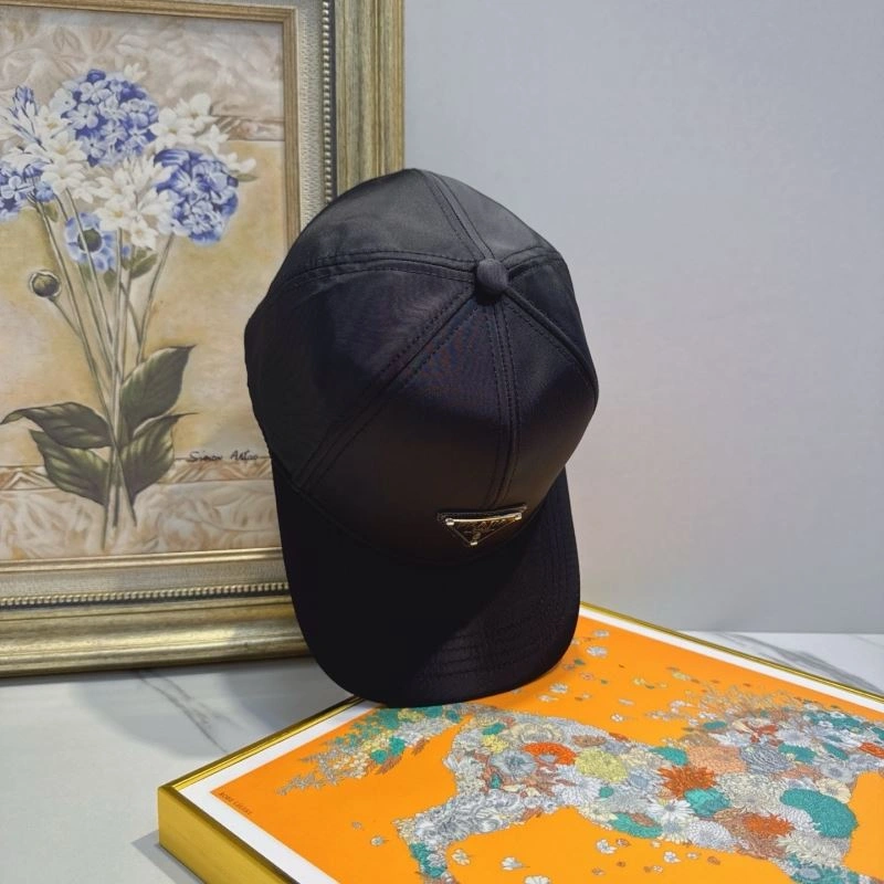 Prada Caps Bold 257083