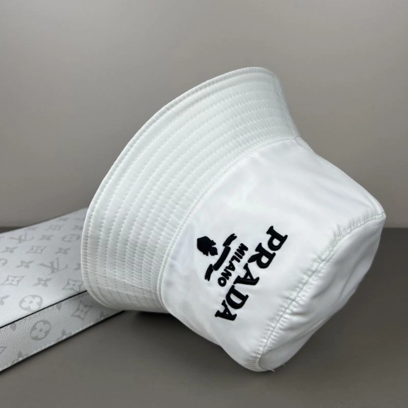 Prada Caps Casual 257097