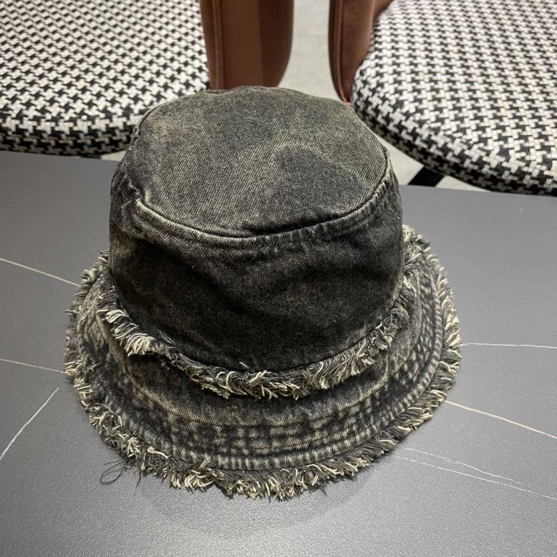 Prada Caps SmoothTexture 257102