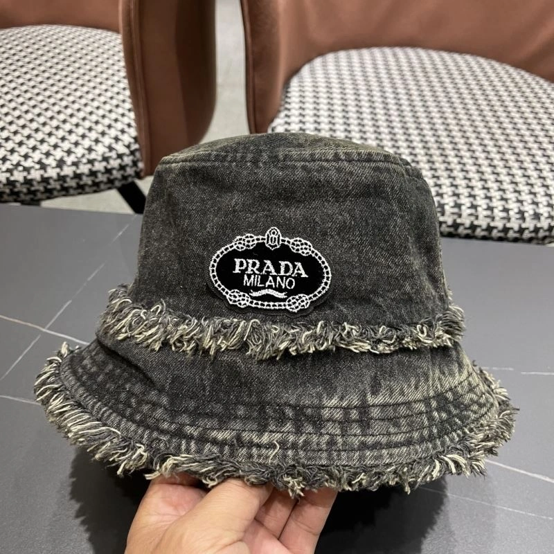 Prada Caps SmoothTexture 257102