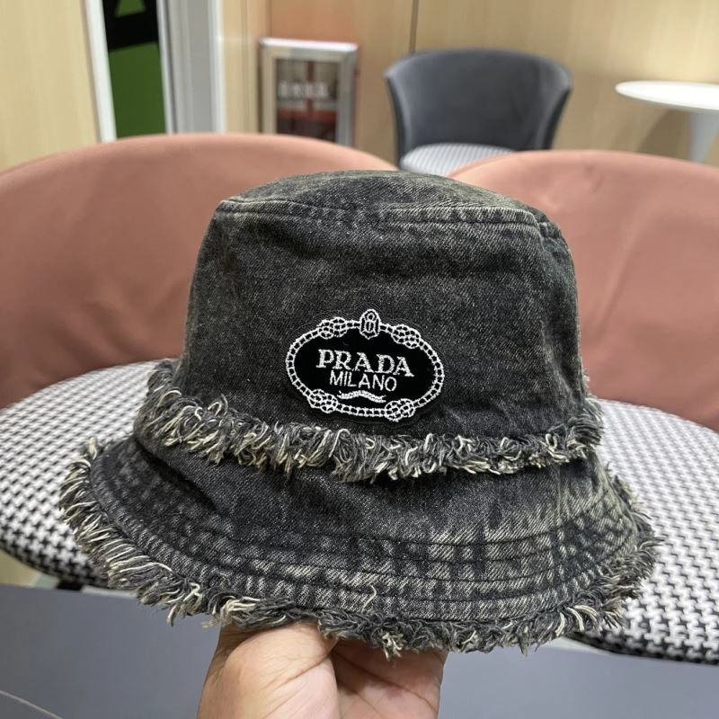 Prada Caps SmoothTexture 257102
