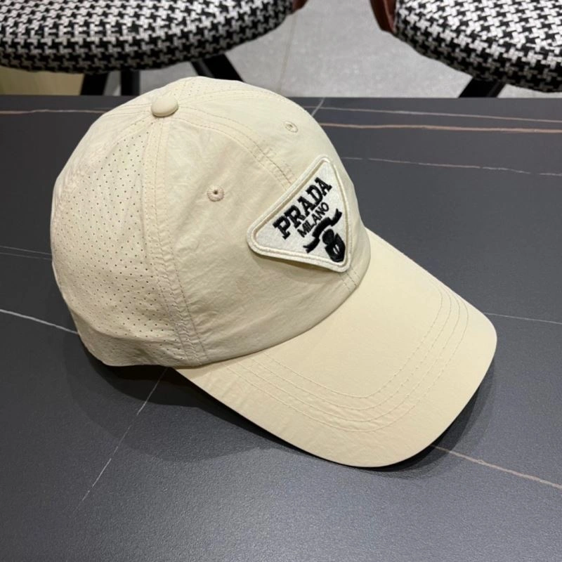 Prada Caps UrbanChic 257082
