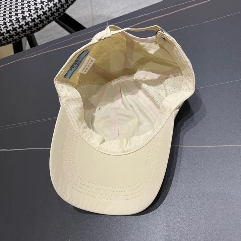 Prada Caps UrbanChic 257082
