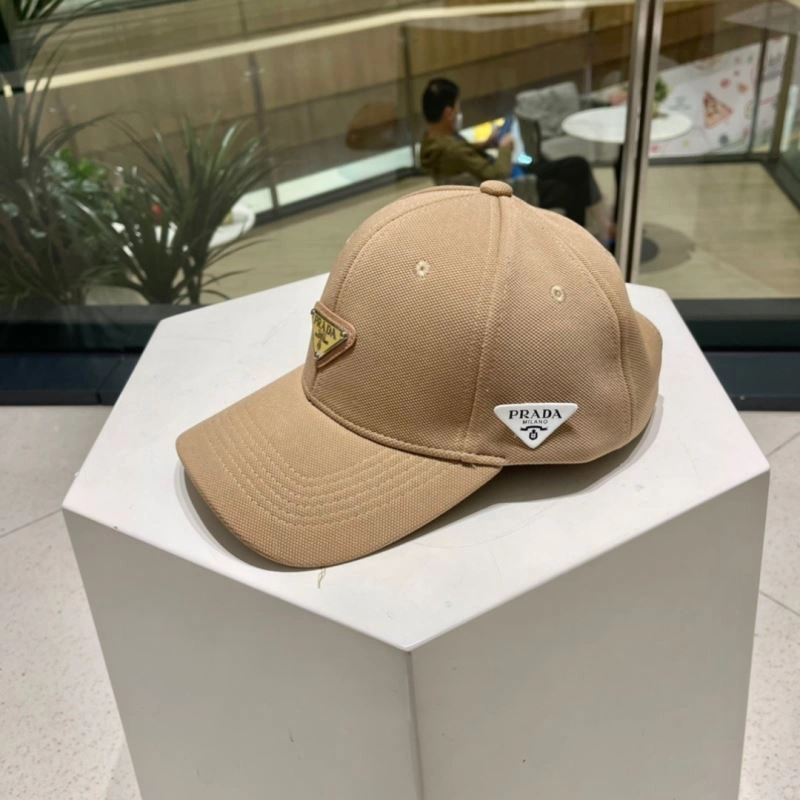 Prada Caps ZipUp 257075
