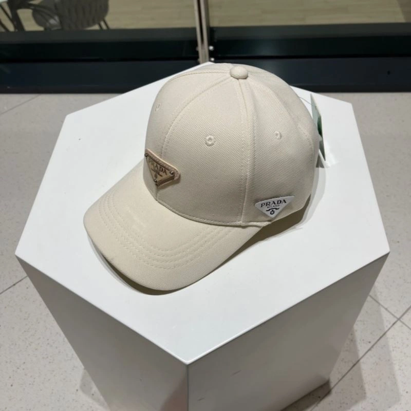 Trendsetting Prada Caps 257073
