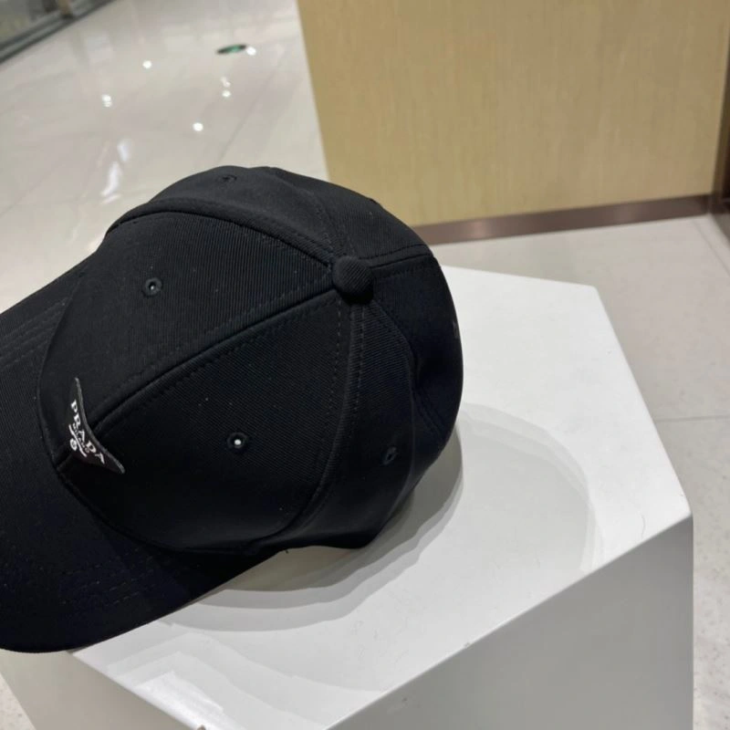 Prada Caps Practical 257068