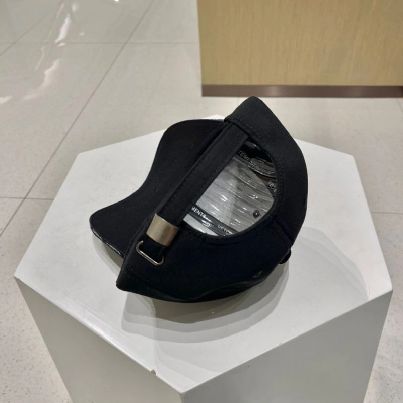 Prada Caps Practical 257068