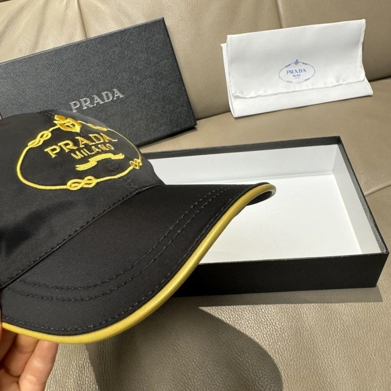 Prada Caps Trendsetting 257056