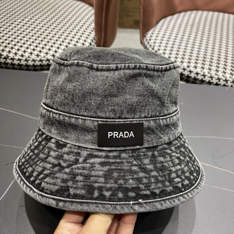 Effortless Prada Caps 261608