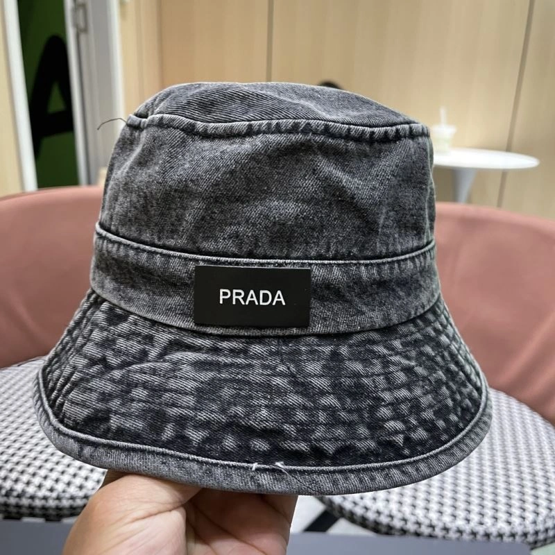 Effortless Prada Caps 261608