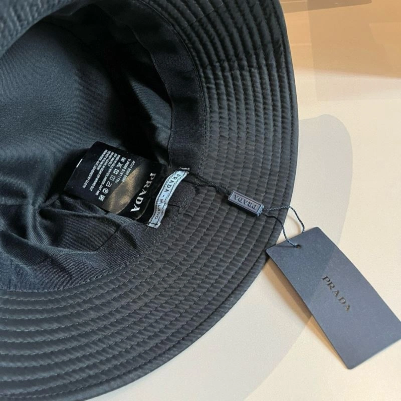 Prada Caps Durable 261607