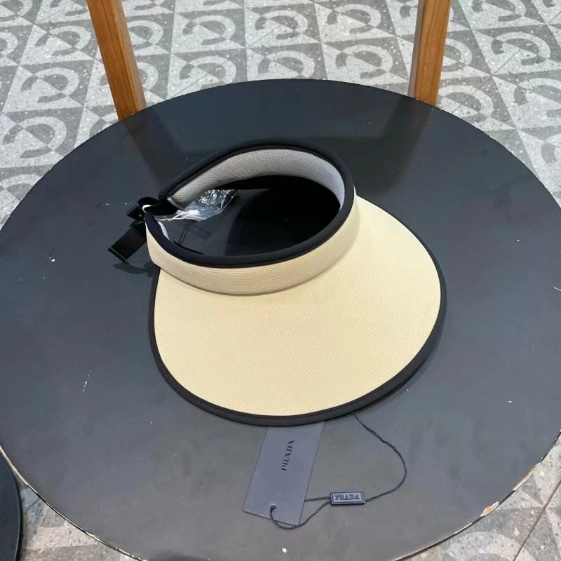 Prada Caps Classic 261575