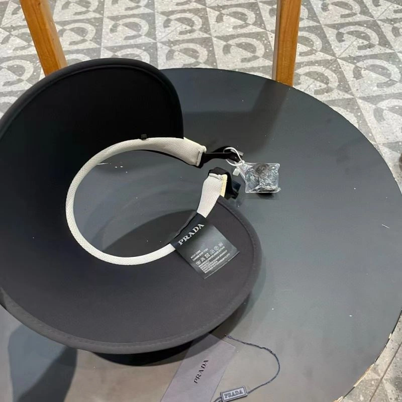 Prada Caps Classic 261575