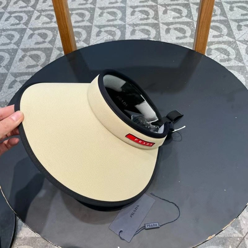 Prada Caps Classic 261575