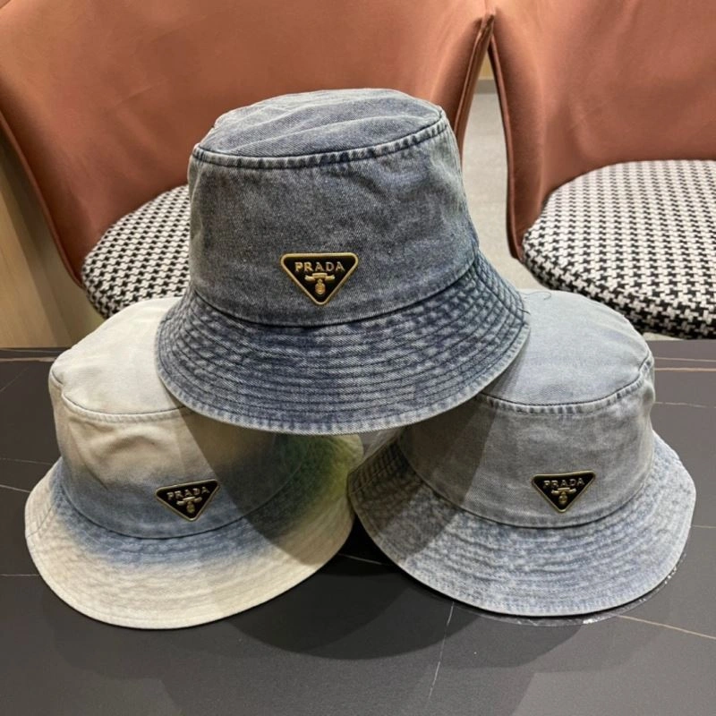 Prada Caps Vibrant 261583