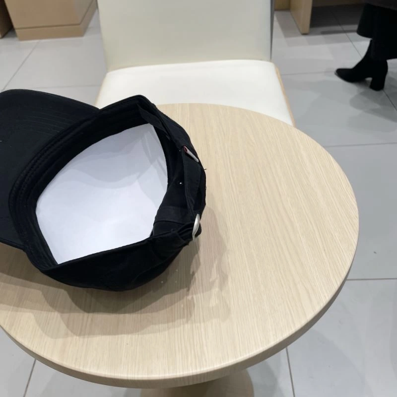 FlexibleFit Prada Caps 261569