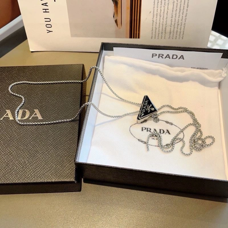 Prada Chains EasyCare 262712