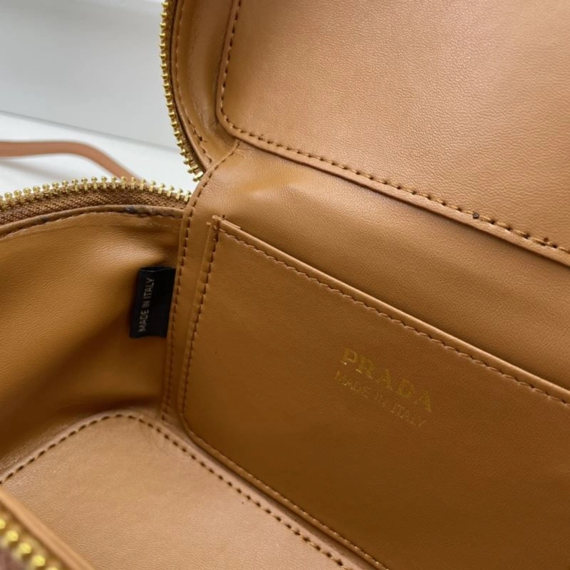 Prada Cosmetic Bags OnTrend 83085