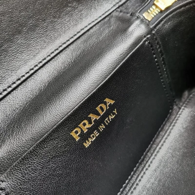 Prada Cosmetic Bags Functional 45039