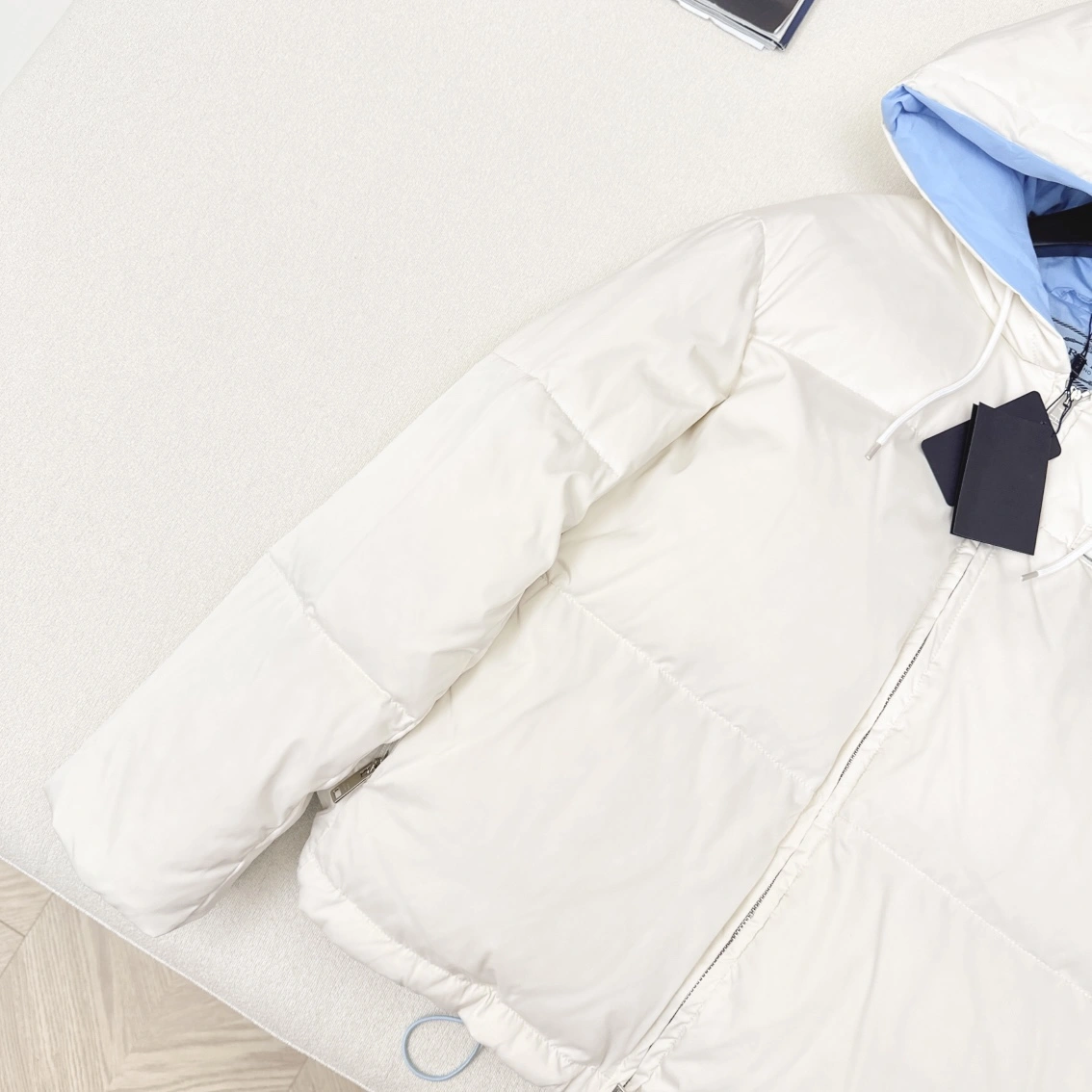 Flexible Prada Down Jackets 172841
