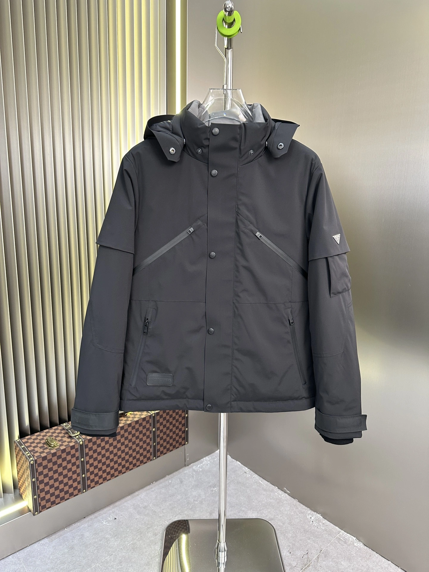 ComfortFit Prada Down Jackets 172778