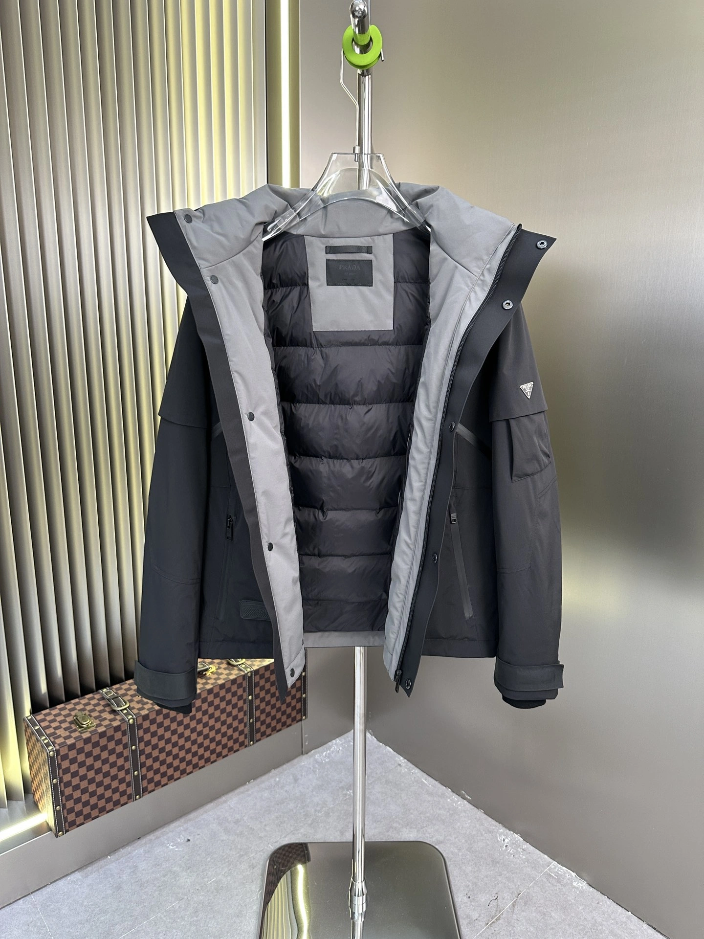 ComfortFit Prada Down Jackets 172778