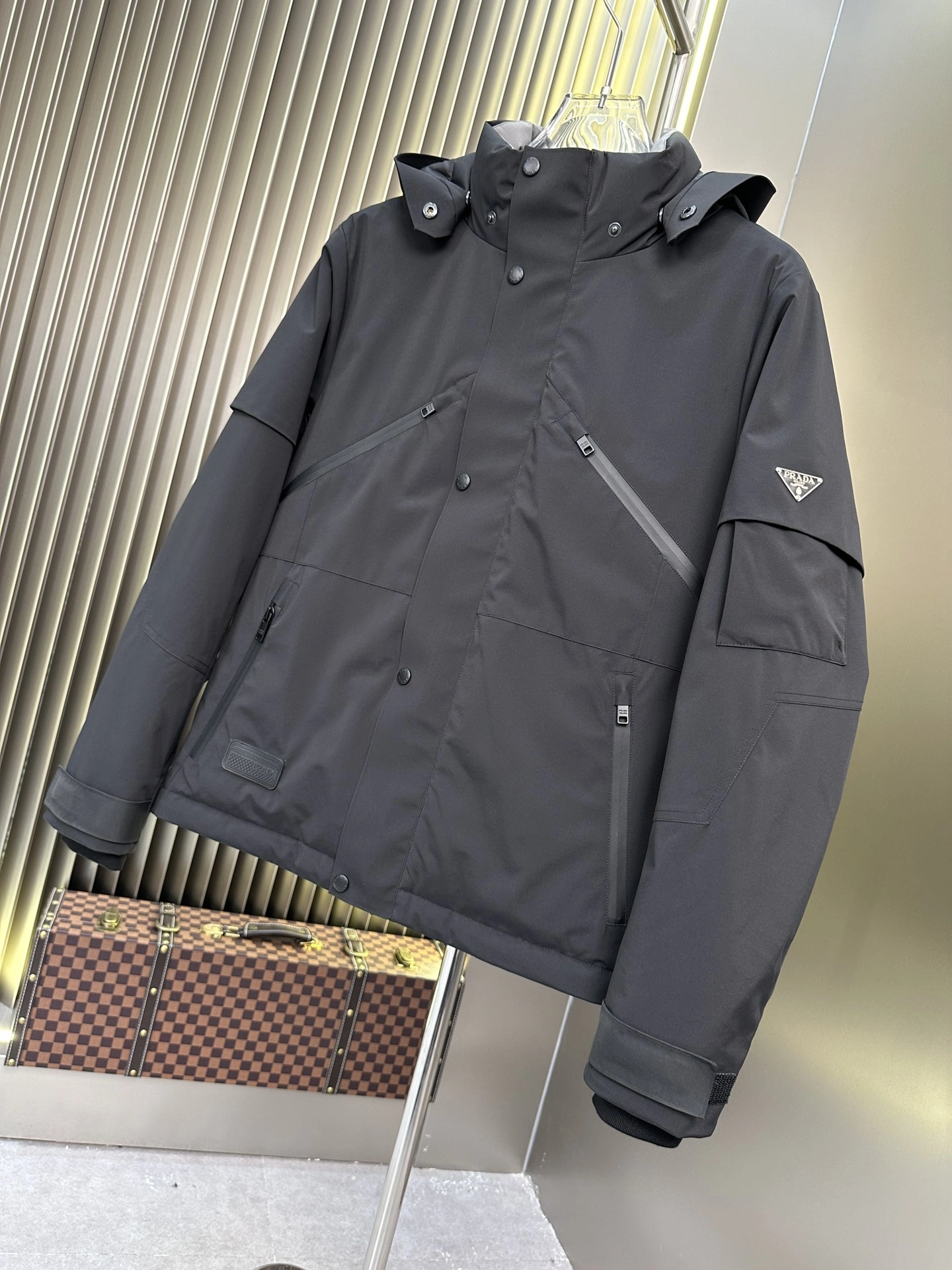 ComfortFit Prada Down Jackets 172778